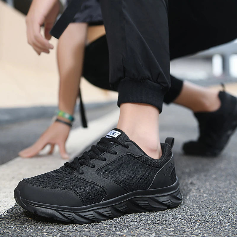 2026 summer new breathable mesh shoes men's outdoor non-slip walking shoes comfortable mesh casual sports shoes men 35-45