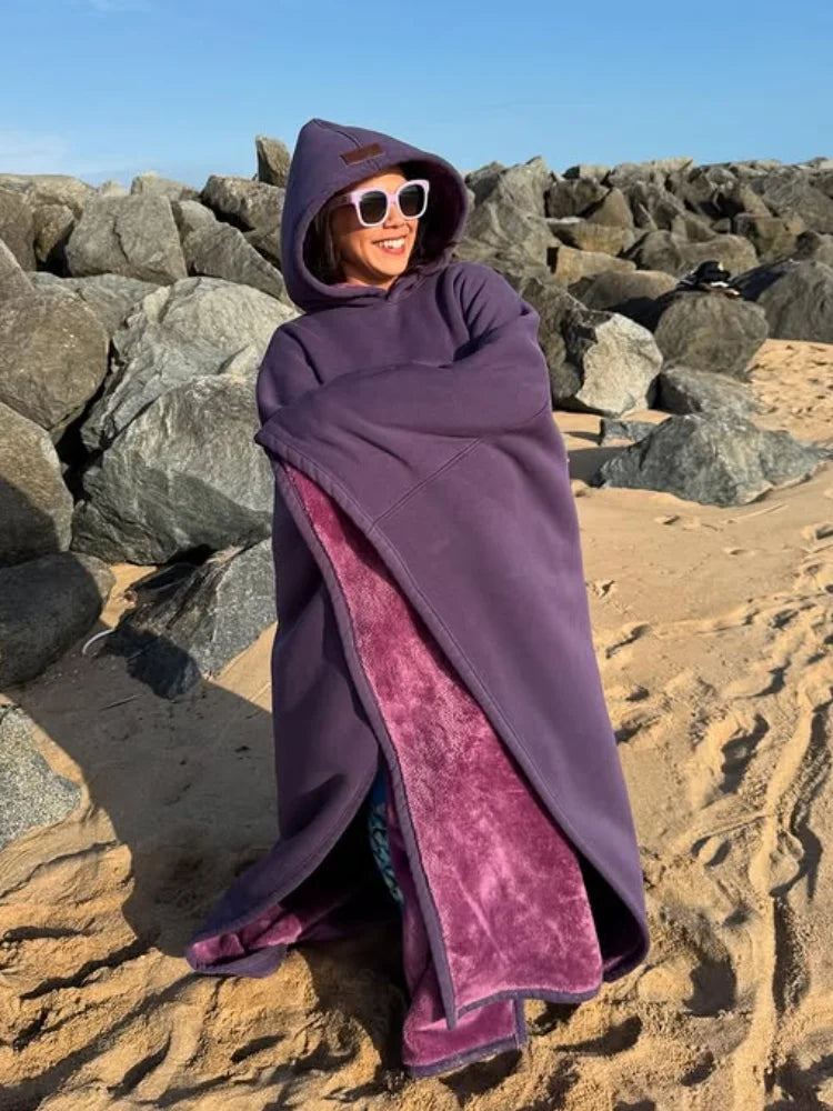 CozyCloud™ Hoodie Blanket ☁️💖 — Oversized Warmth & Comfort