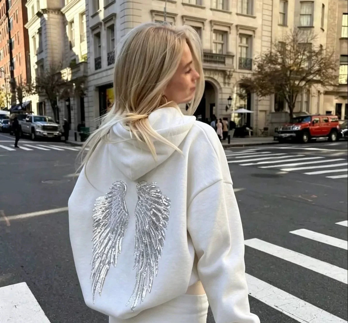 Fashion Wings Beads Sweathirts Women Oversized Hoodies Fleece Lining Sequined Casual Pullover Top Y2K Clothes Lady Outfits 2026