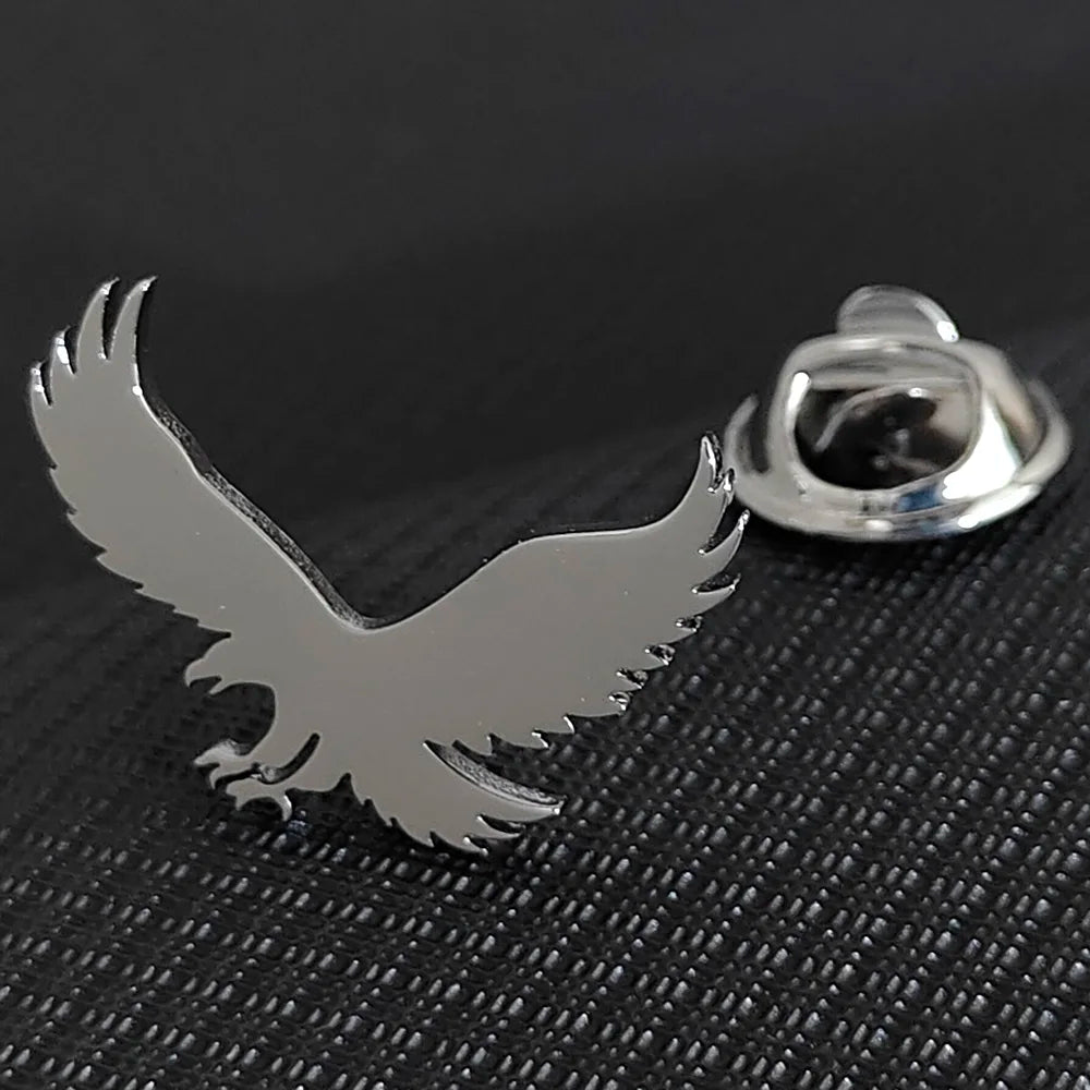 Fashionable stainless steel flying bird series brooch, decorative men's shirt lapel pin, party first choice badge